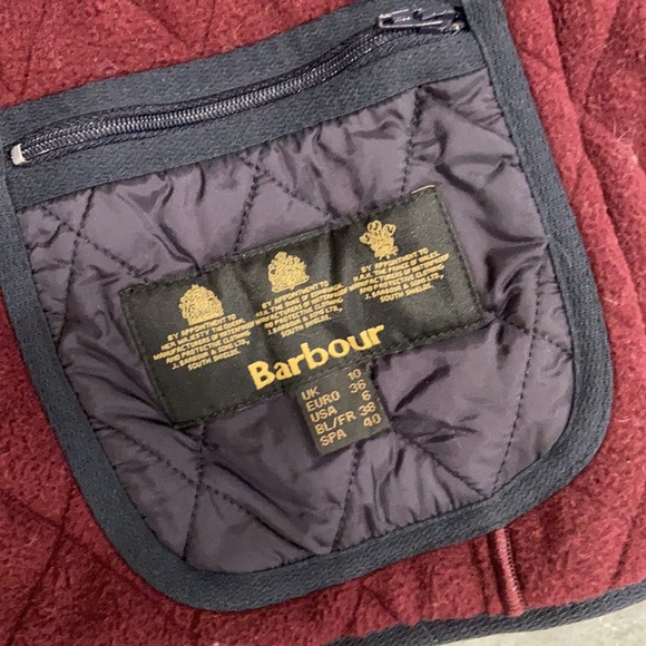 COPY - COPY - NWOT Barbour quilted vest - Picture 4 of 4